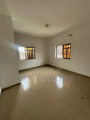 Mini Flat in Osapa london for rent