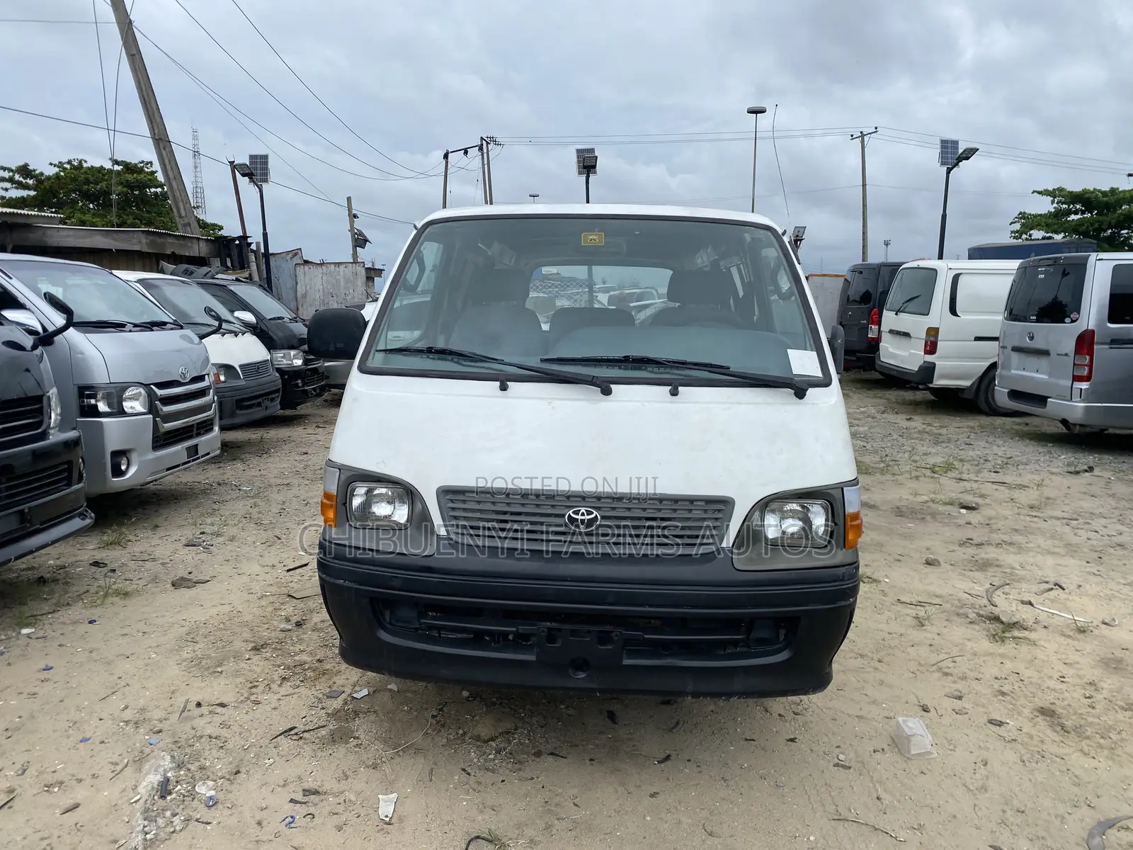 Toyota HiAce 1998 White
