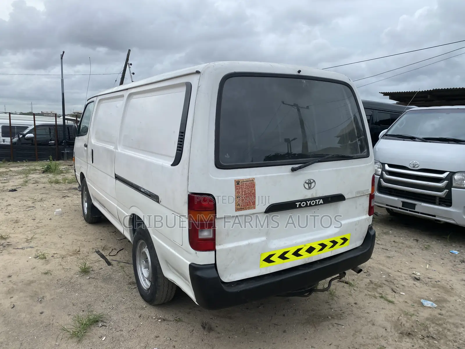 Toyota HiAce 1998 White