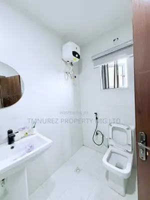 Furnished 2bdrm Apartment in Lekki Phase 1 for rent