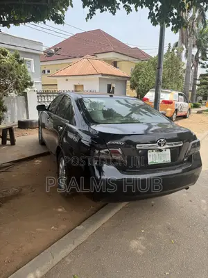 Toyota Camry XLE 4dr Sedan (2.5L 4cyl 6AM) 2010 Black