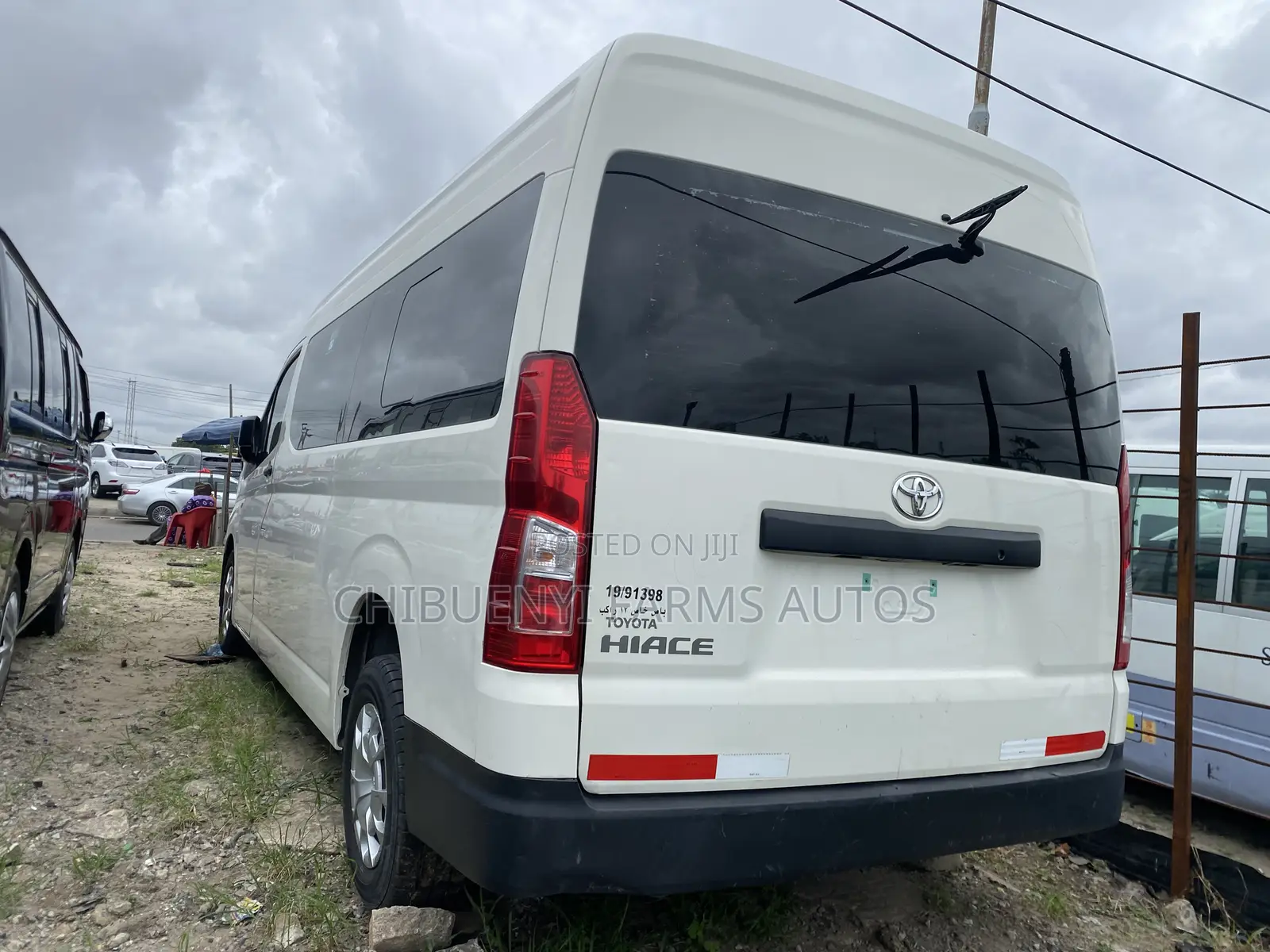 Toyota HiAce 2021 White