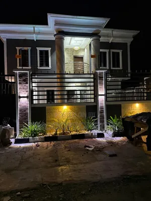 Furnished 4bdrm Duplex in Beachwood Estate for rent