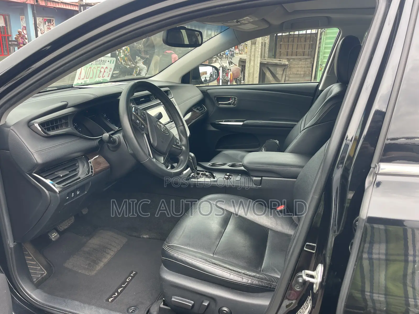 Toyota Avalon 2016 Black