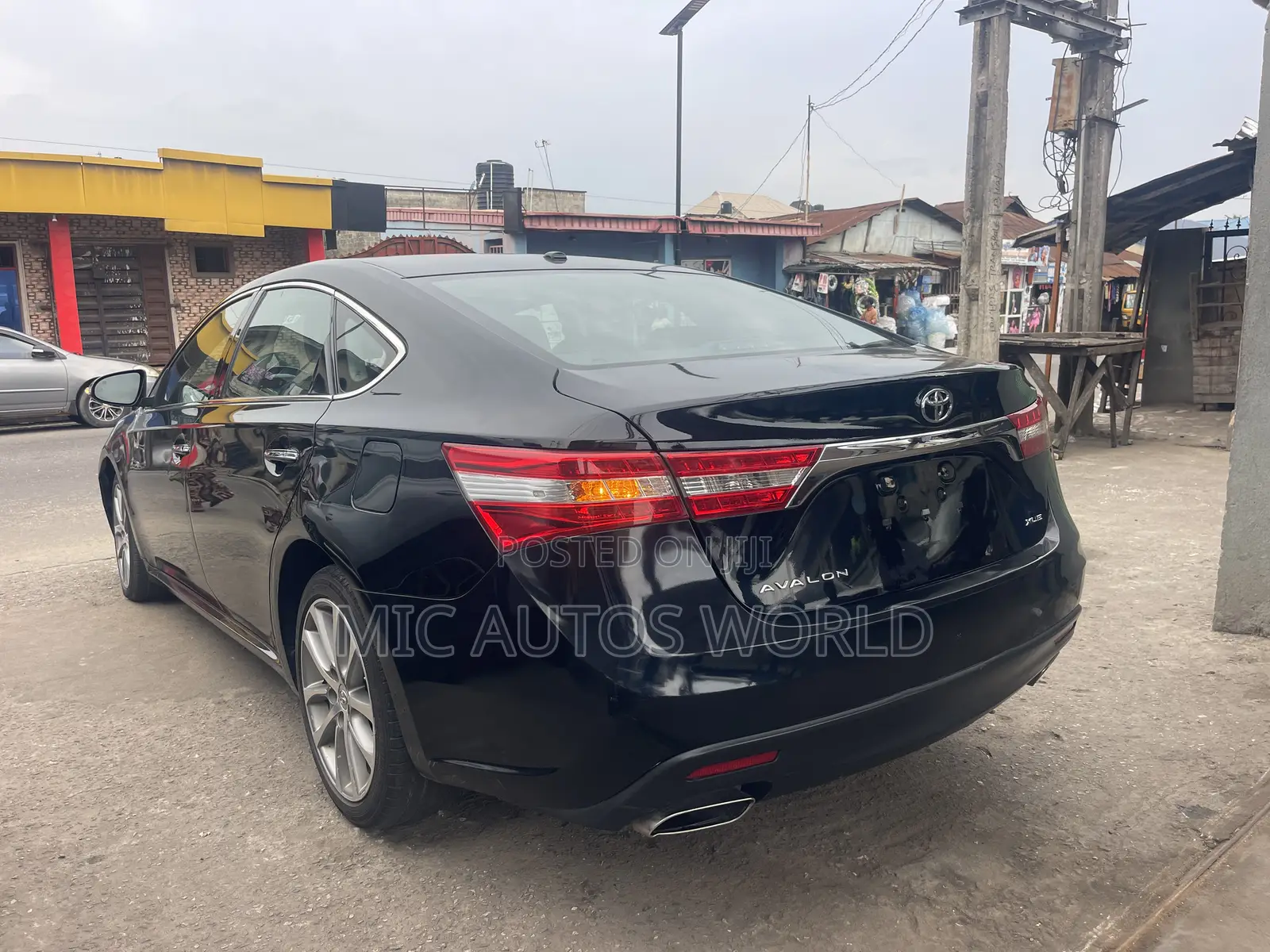 Toyota Avalon 2016 Black