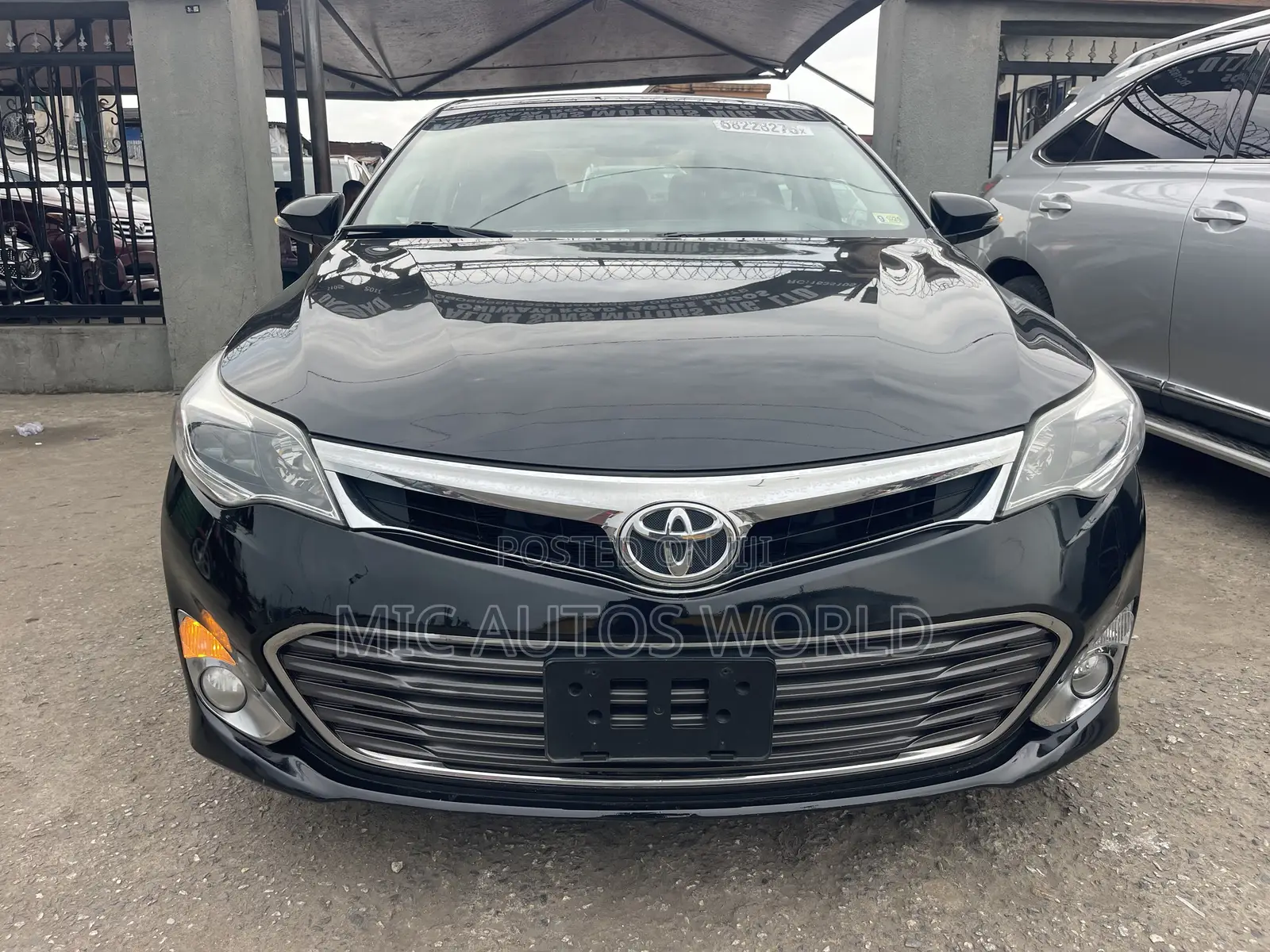 Toyota Avalon 2016 Black