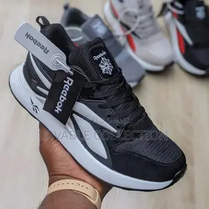 Premium Reebok Lifestyle Sneaker