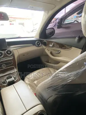 Mercedes-Benz C300 2015 White