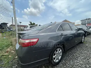 Toyota Camry SE V6 4dr Sedan (3.5L 6cyl 6AM) 2007 Gray