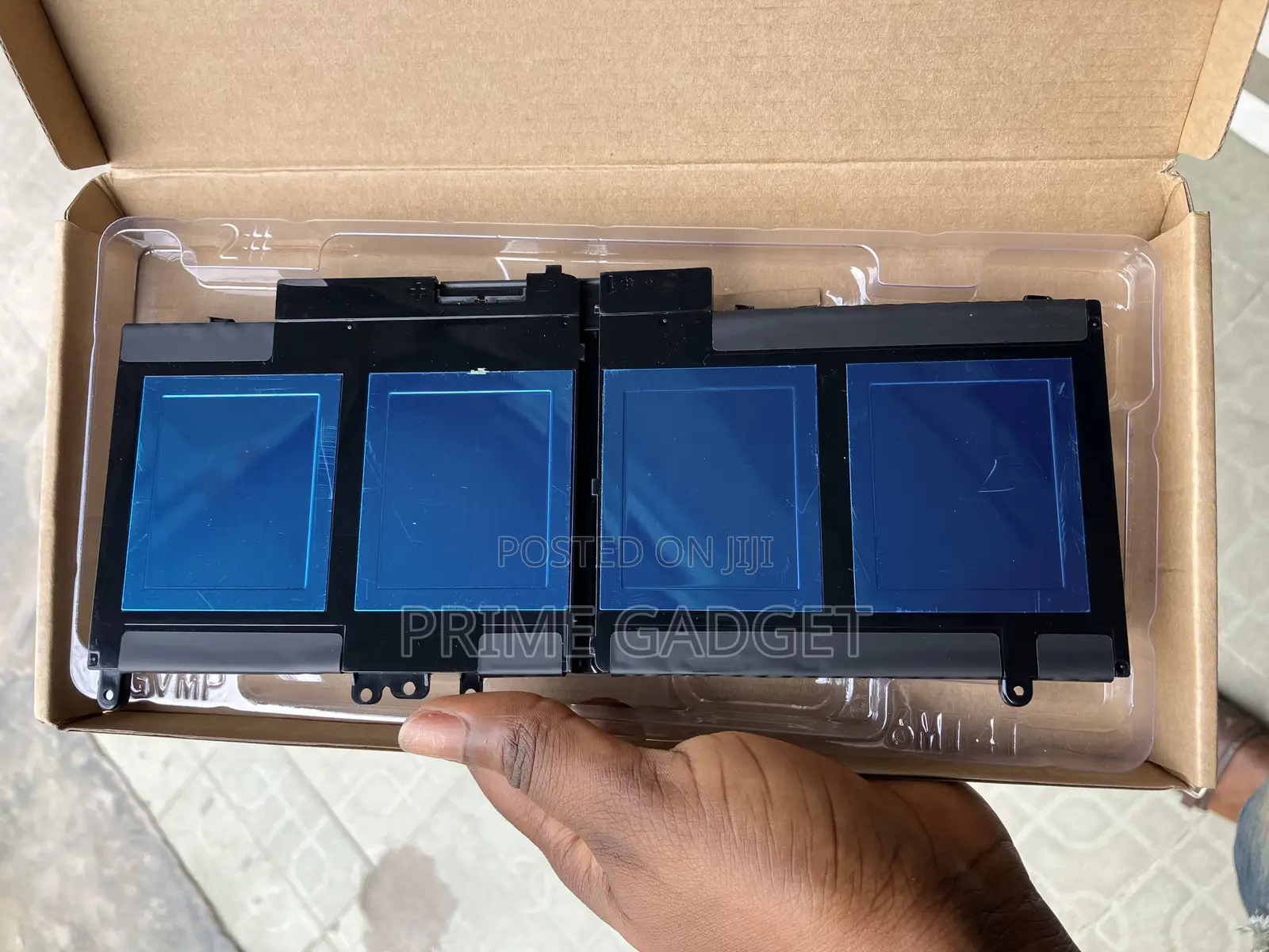 Dell Original G5m10 E5450 E5550