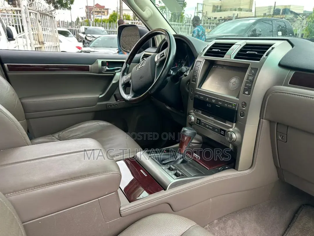 Lexus GX 460 Luxury 2017 Gray