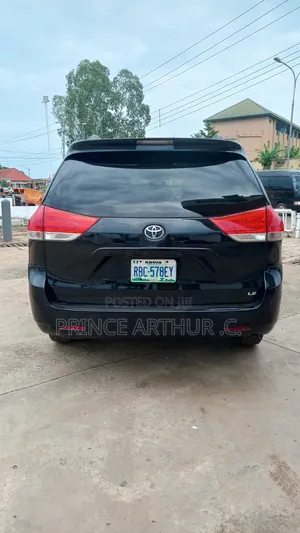 Toyota Sienna Limited 7 Passenger 2012 Black