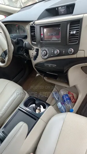 Toyota Sienna Limited 7 Passenger 2012 Black