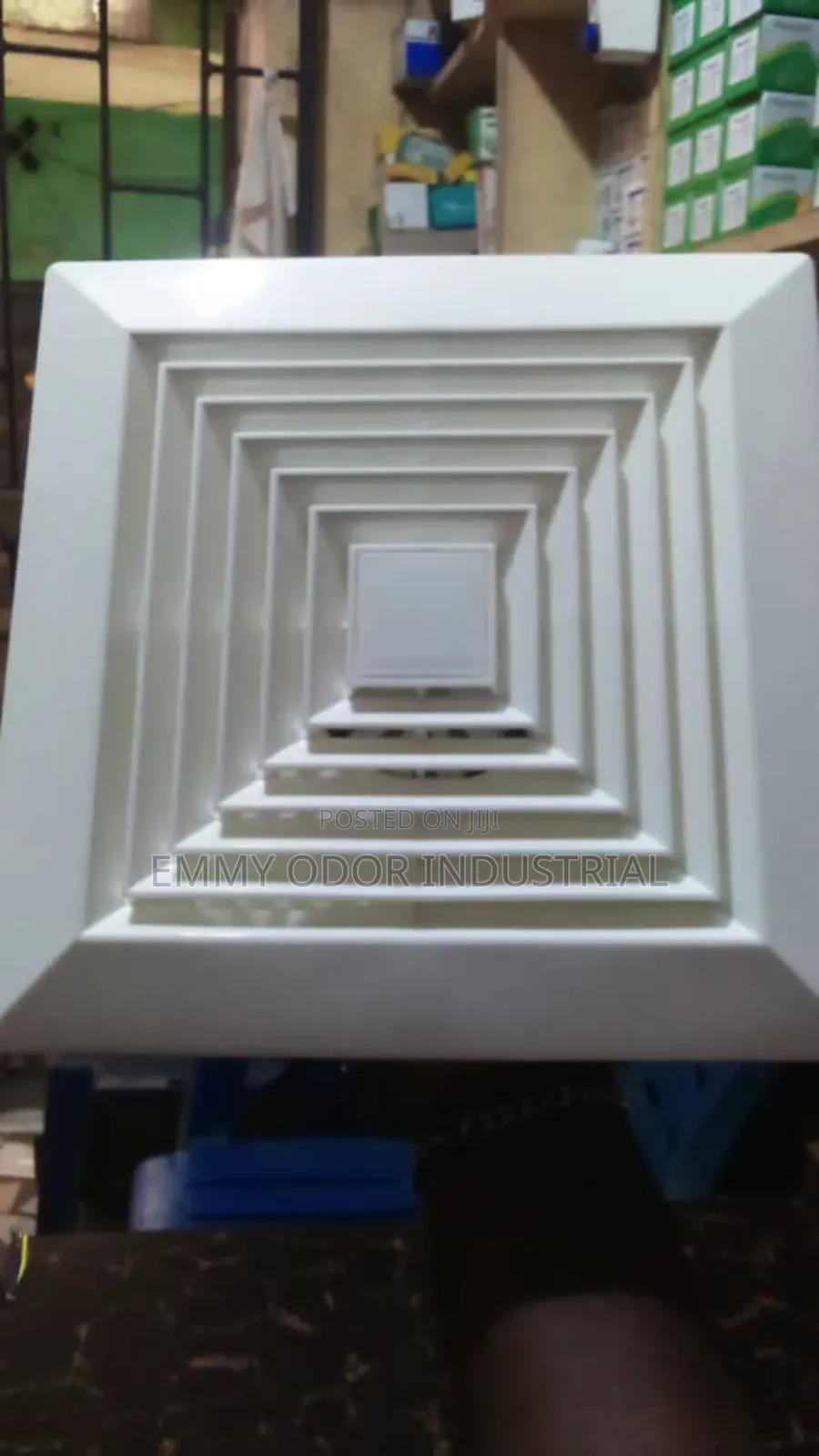 Ceiling Mountain Extractor Fan