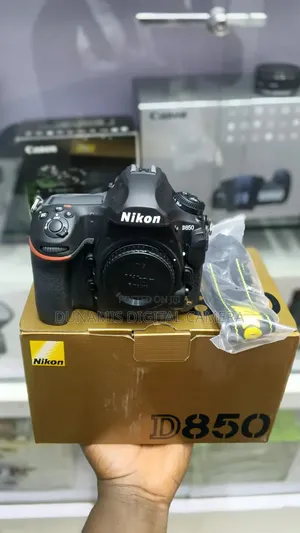 Nikon D850