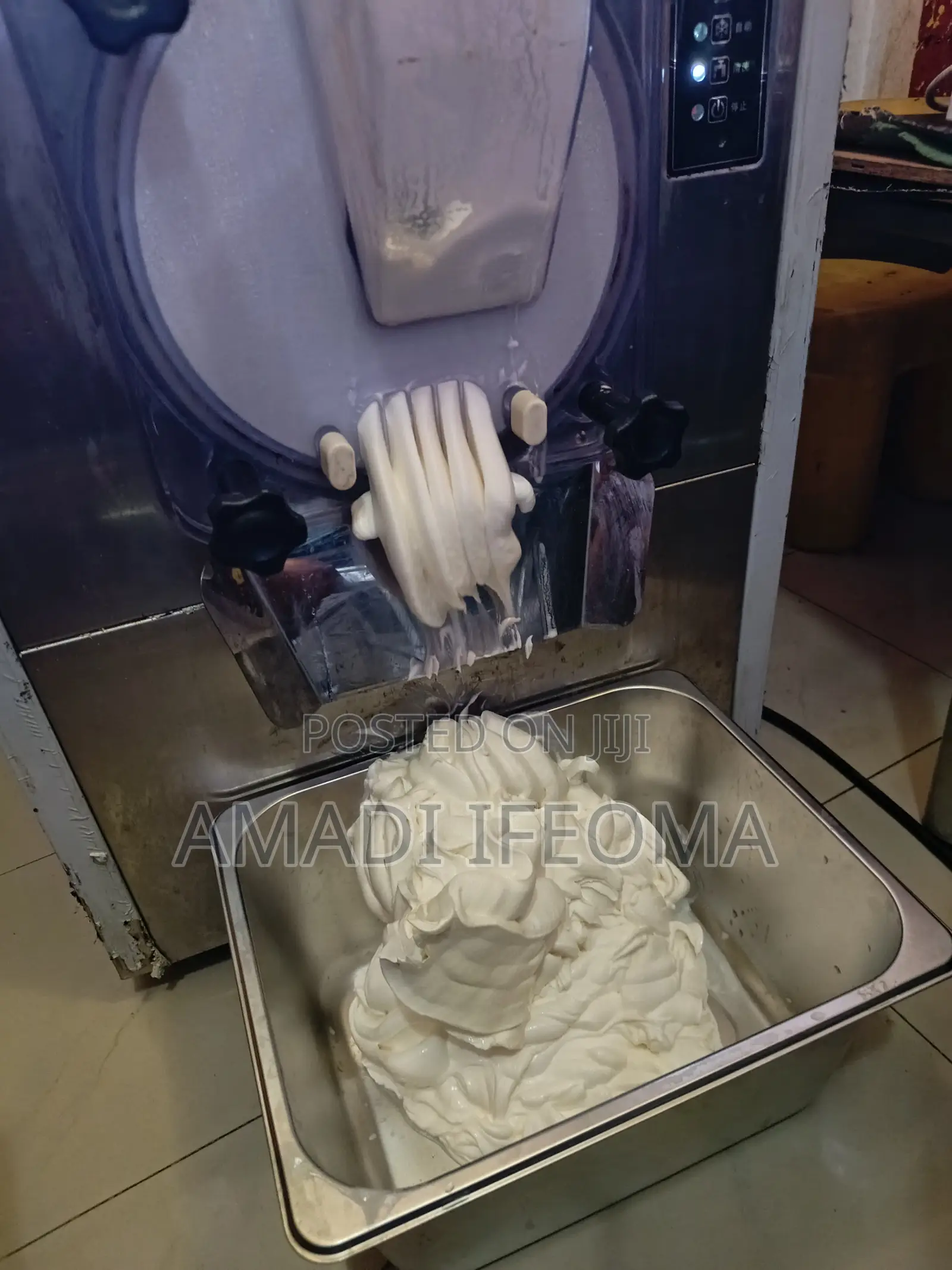 Hard Batch Ice Cream Machine