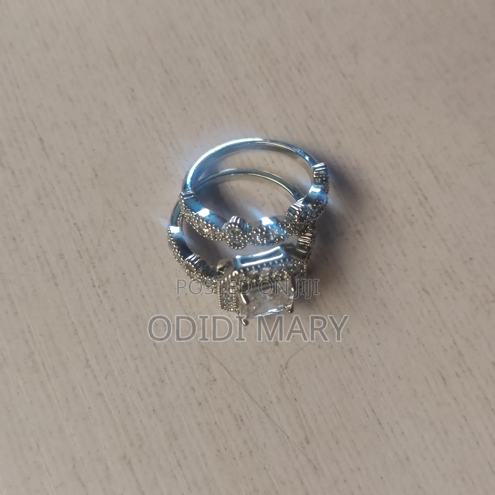 Wedding/Engagement Ring