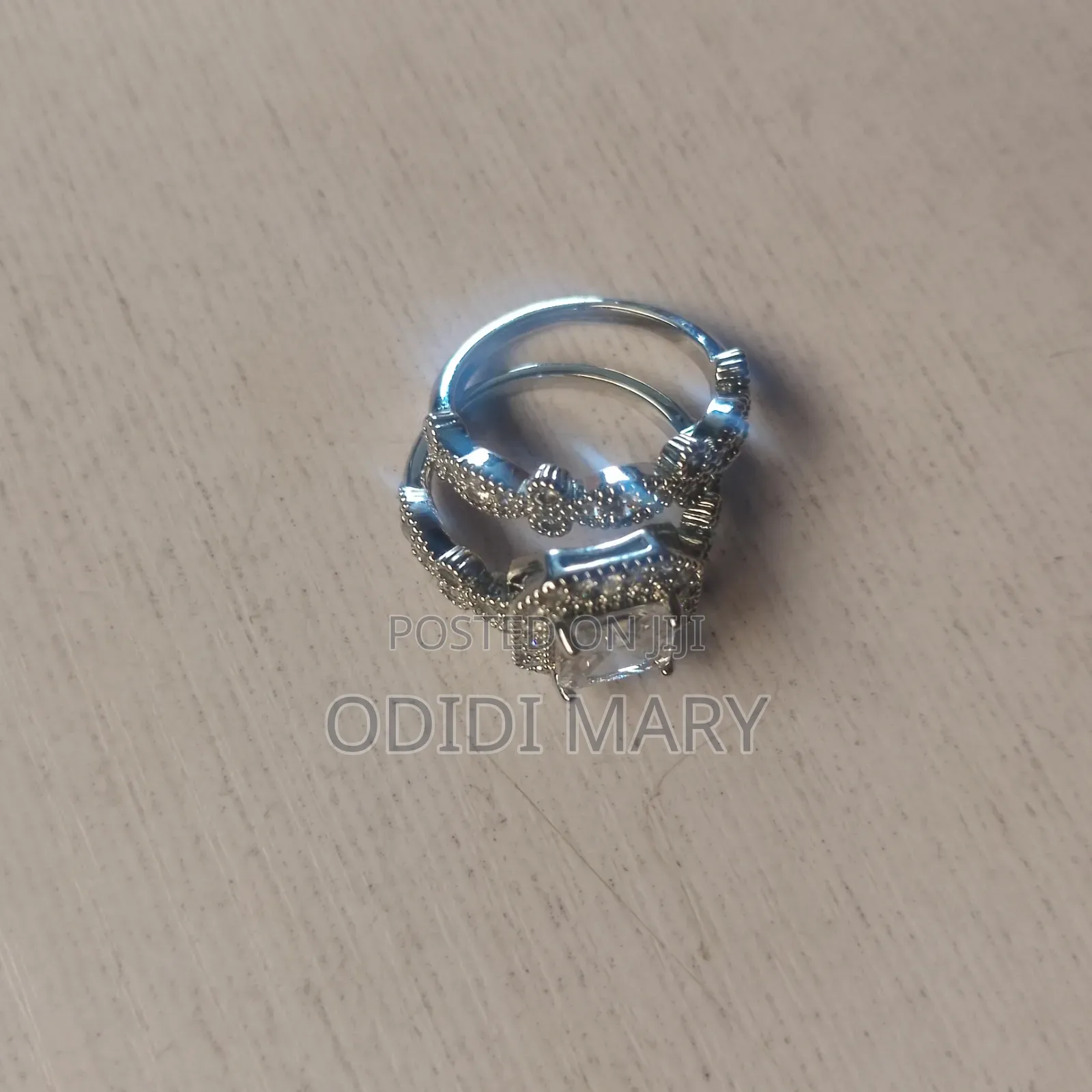 Wedding/Engagement Ring