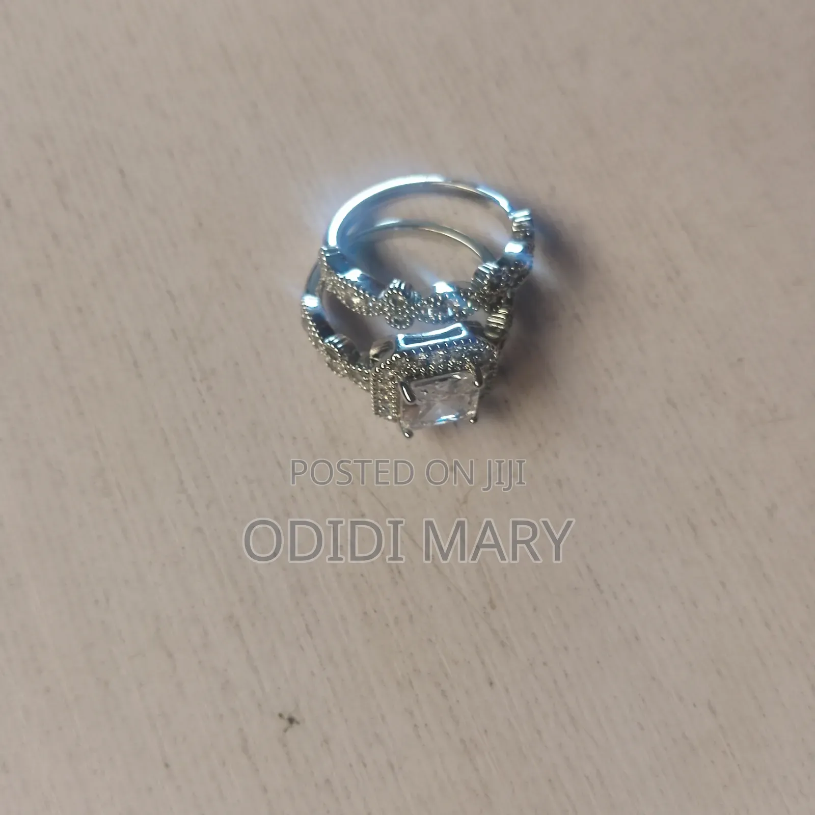 Wedding/Engagement Ring