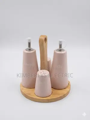 Kimberlys 420g3429 Ceramic Spices Jar With Wooden Handle