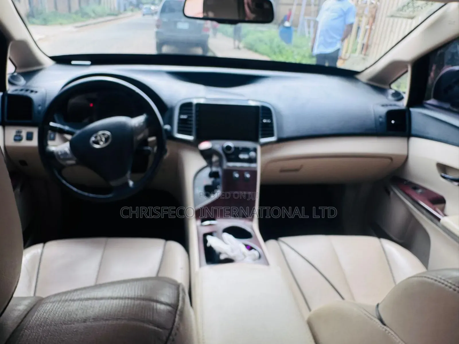 Toyota Venza 2010 White