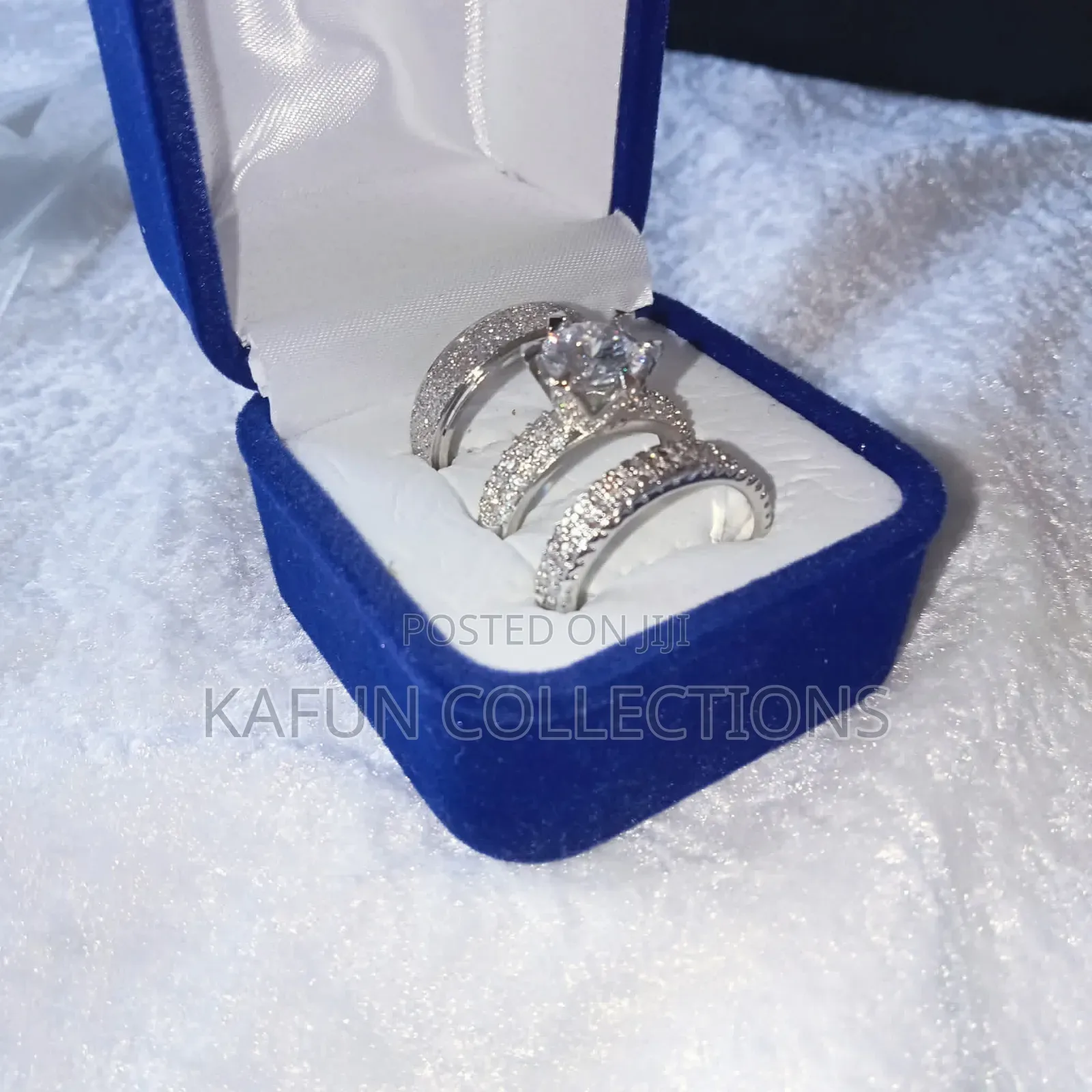 High Quality Solid Zirconia Luxury Wedding Ring Set