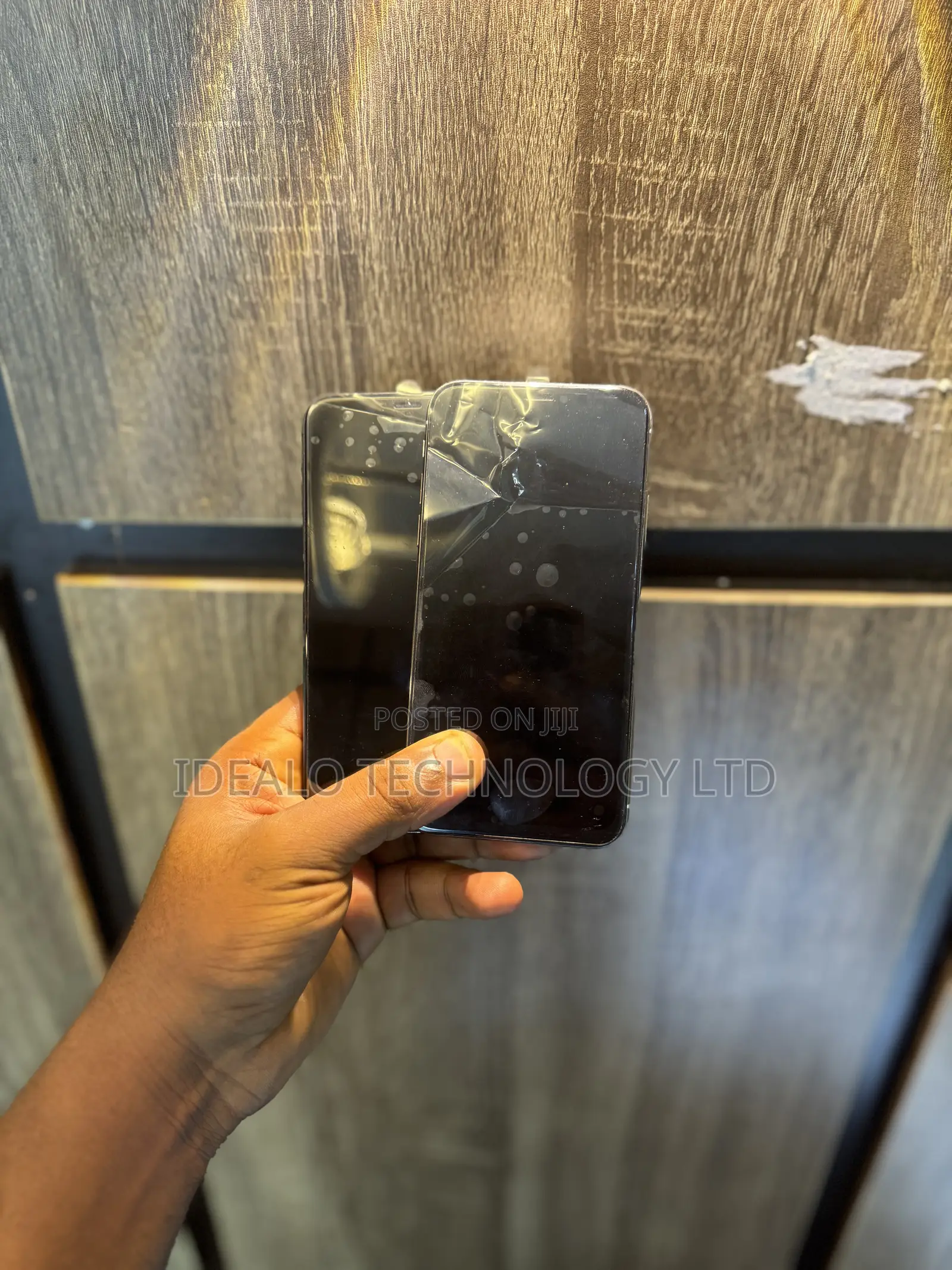 Apple iPhone X 64 GB