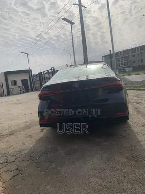 Toyota Avalon 2025 Black