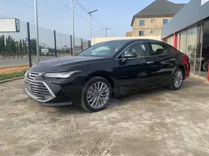Toyota Avalon 2025 Black