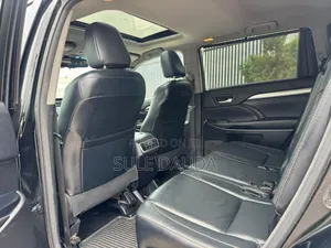 Toyota Highlander 2016 Black