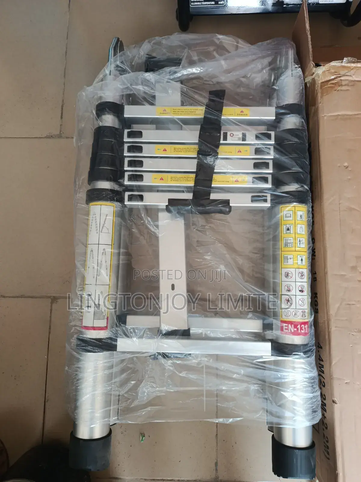 Telescopic Double Sided Ladder 4.4m (2.2m + 2.2m)