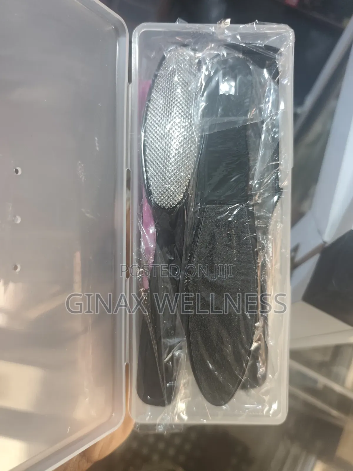 27-piece Pedicure And Foot Scrubber Set