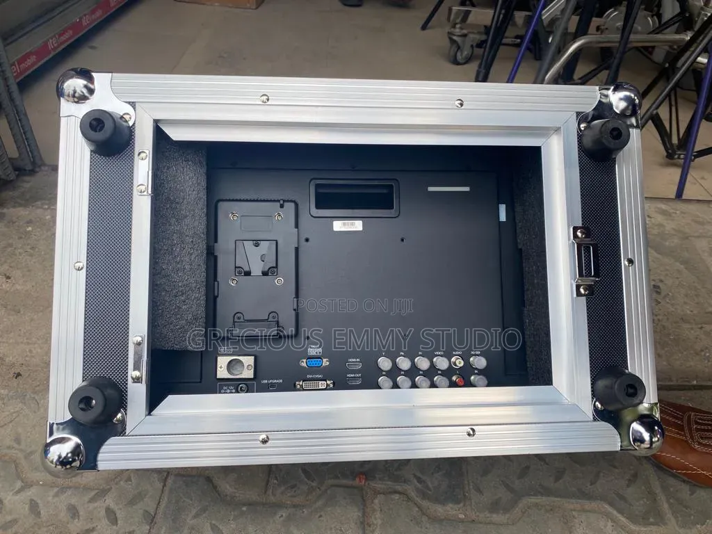 Feelworld 17" Director's Monitor