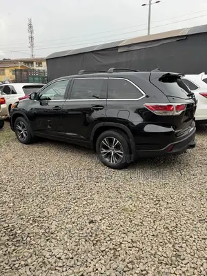 Toyota Highlander 2016 Black