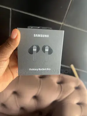Samsung Buds