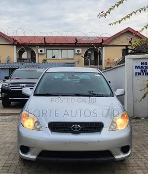 Toyota Matrix XR Hatchback AWD (1.8L 4cyl 4A) 2005 Silver