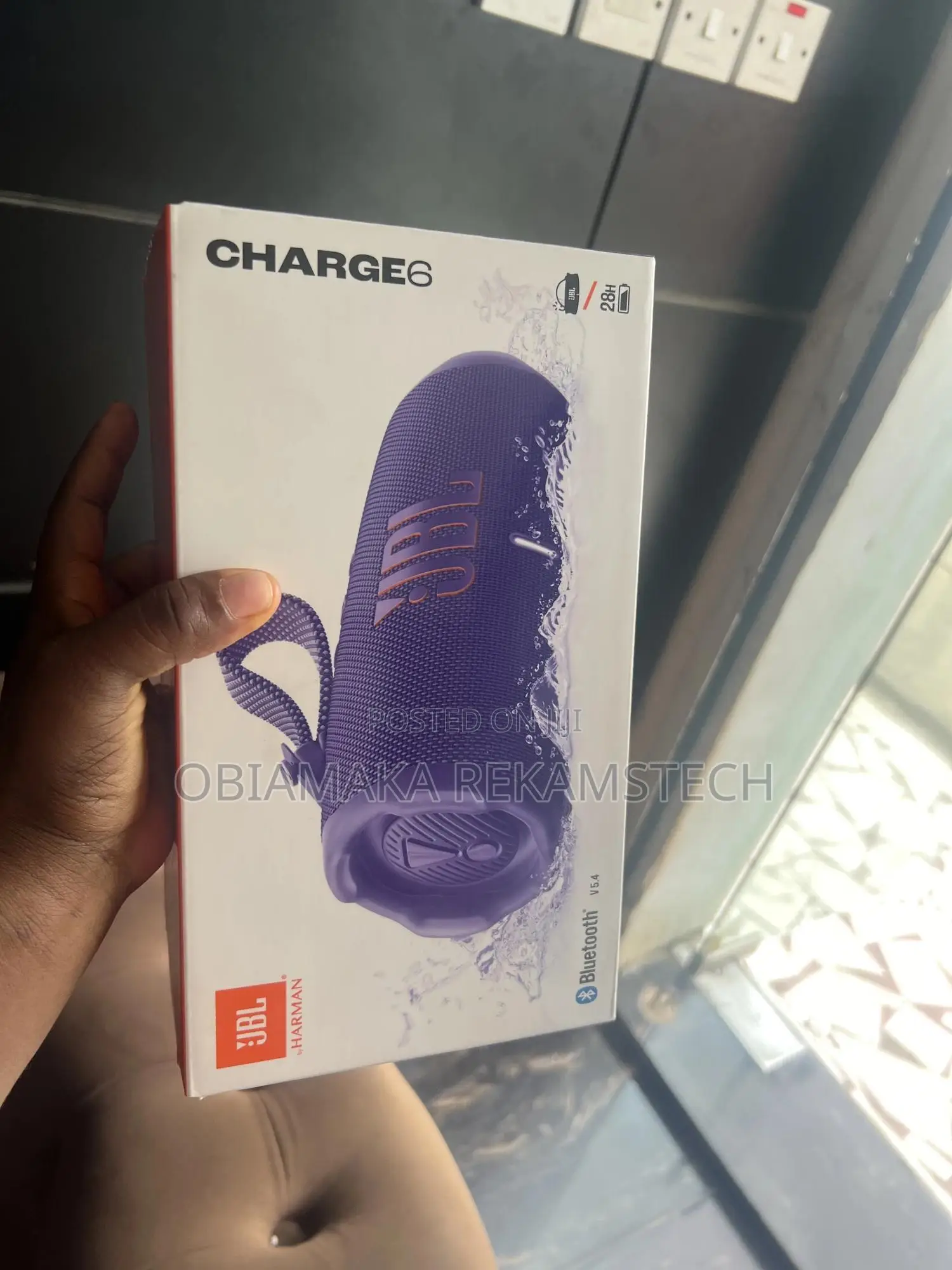 JBL Charge 6