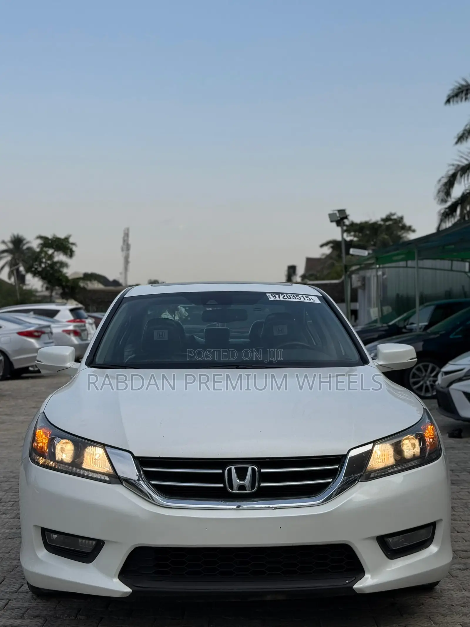 Honda Accord EX-L V-6 4dr Sedan (3.5L 6cyl 6A) 2015 White