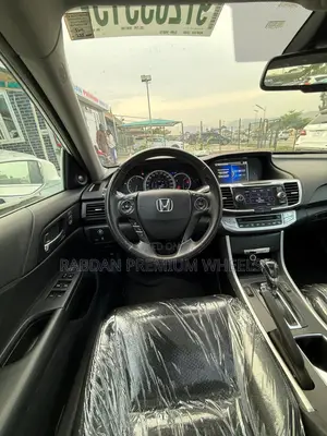 Honda Accord EX-L V-6 4dr Sedan (3.5L 6cyl 6A) 2015 White