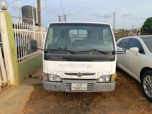 Nissan Cabstar 2000 White
