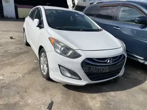 Hyundai Elantra 2016 White