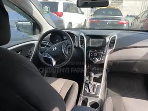 Hyundai Elantra 2016 White