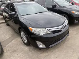 Toyota Camry LE 4dr Sedan (2.5L 4cyl 6A) 2014 Black