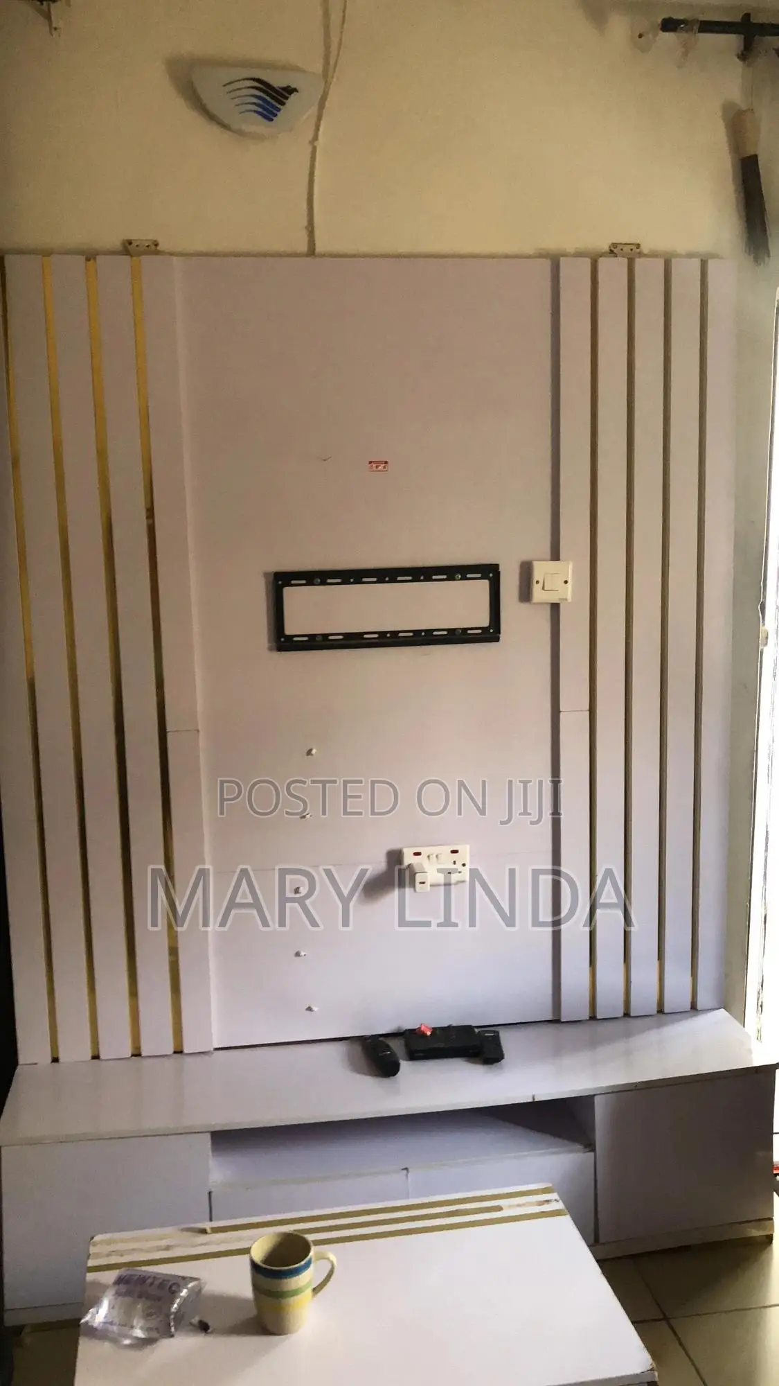 Tv Stand and Medium Size Center Table