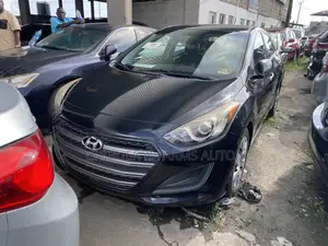 Hyundai Elantra 2016 Black