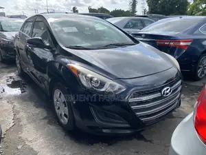 Hyundai Elantra 2016 Black
