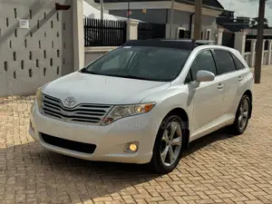 Toyota Venza AWD 2011 White