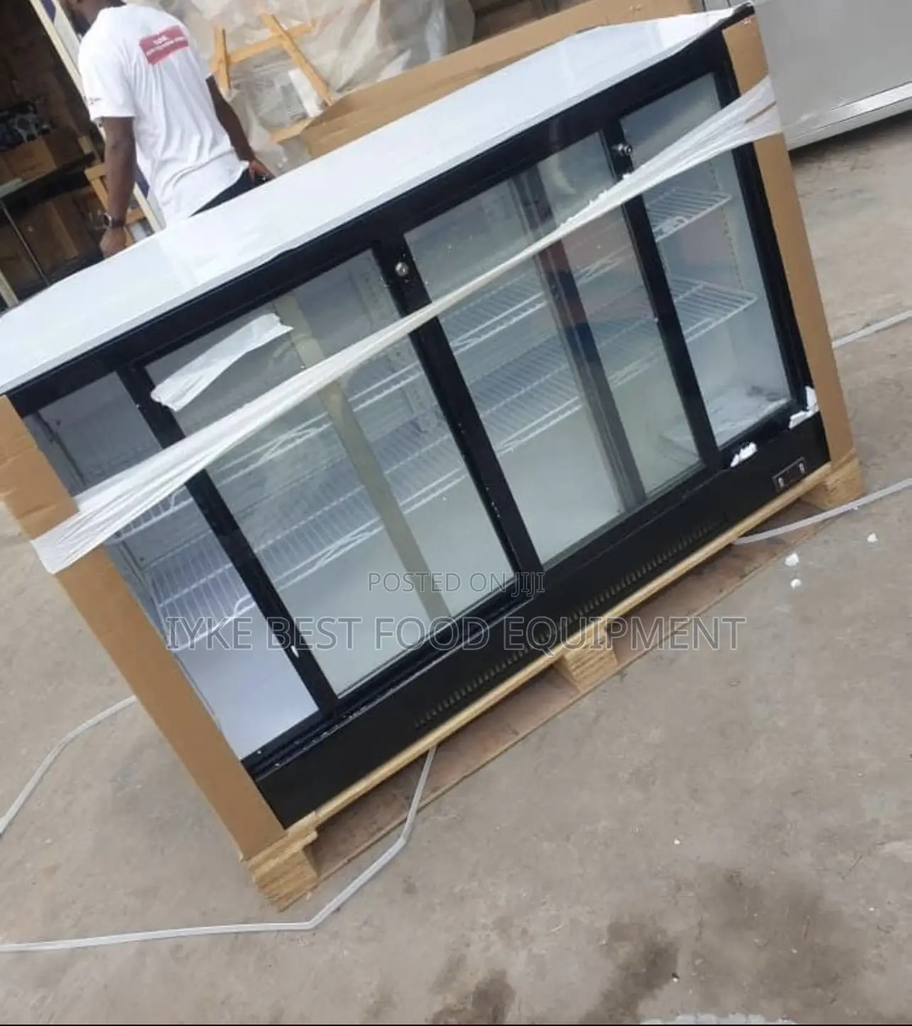 Under Bar Display Chiller