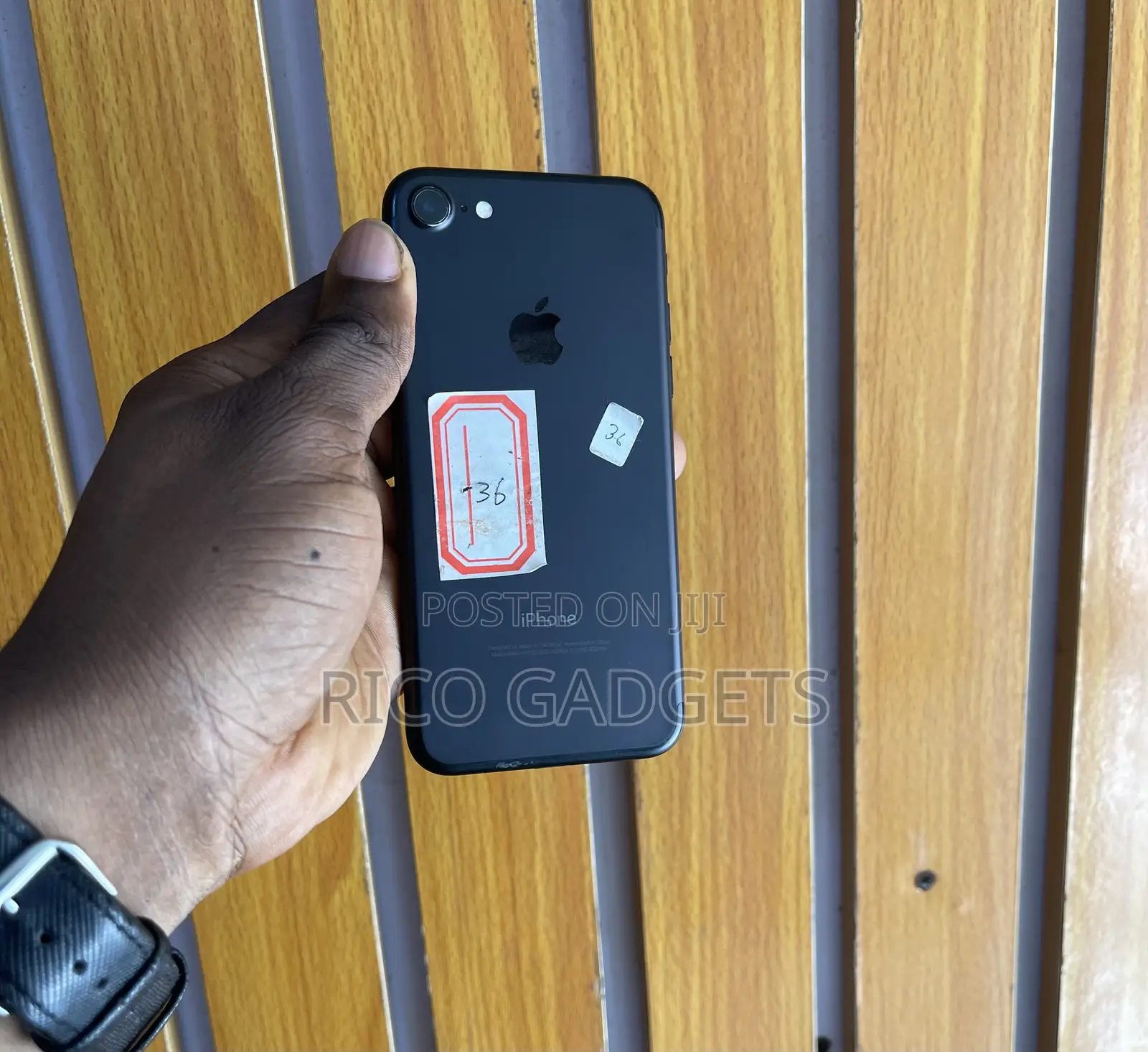 Apple iPhone 7 32 GB Black