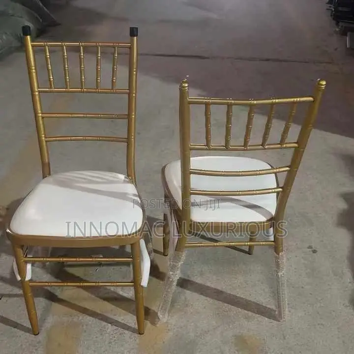 Shivari Chair